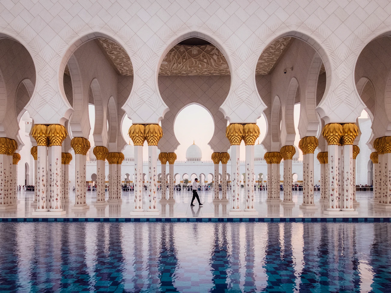Sheikh Zayed Mosque + Ferrari World Tour Discount
