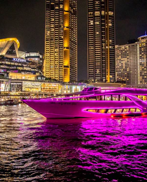 Bangkok Opulence Luxury Chao Phraya Dinner Cruise