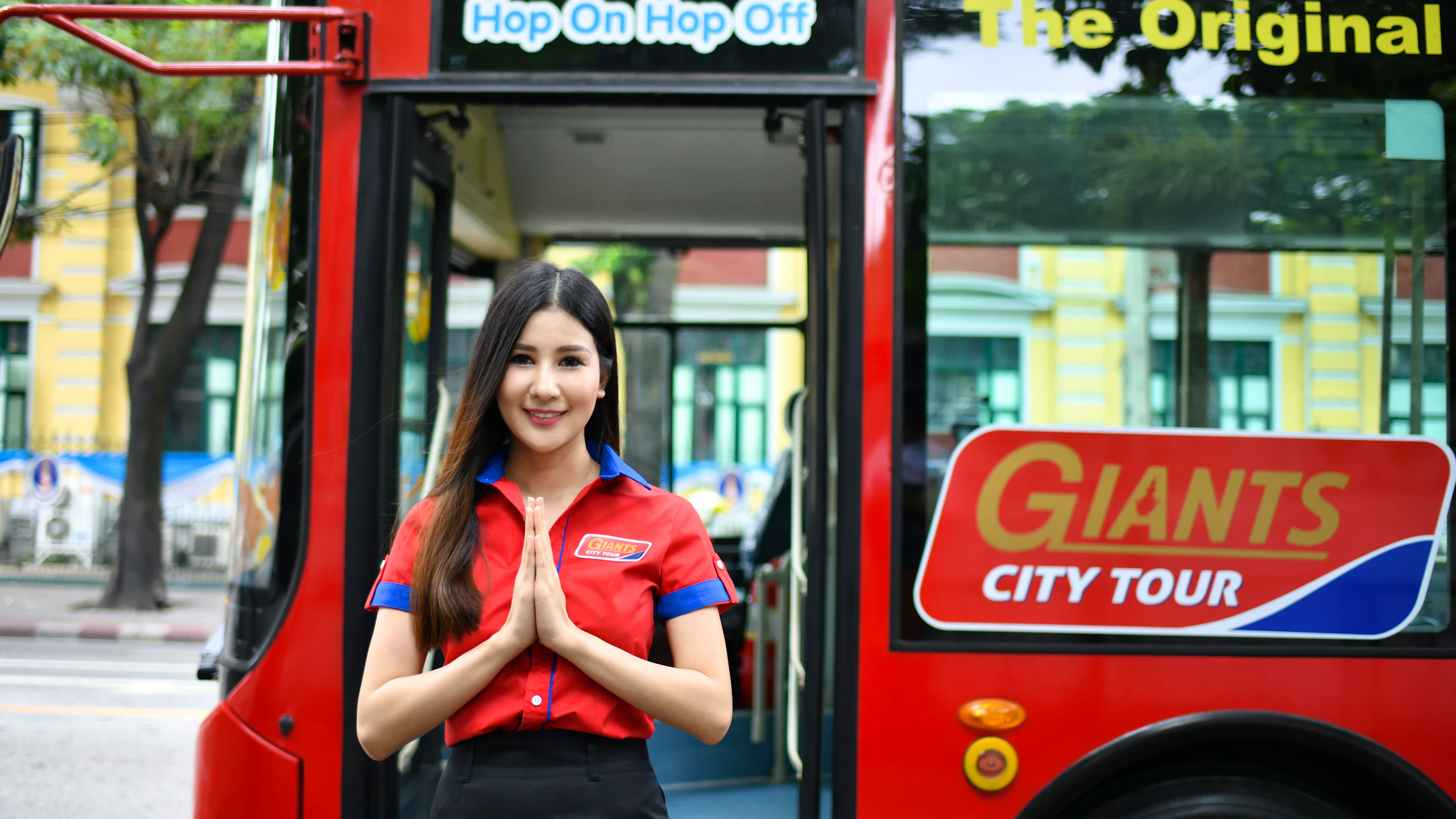 Hop on Hop off Bus Bangkok By Giants City Tour