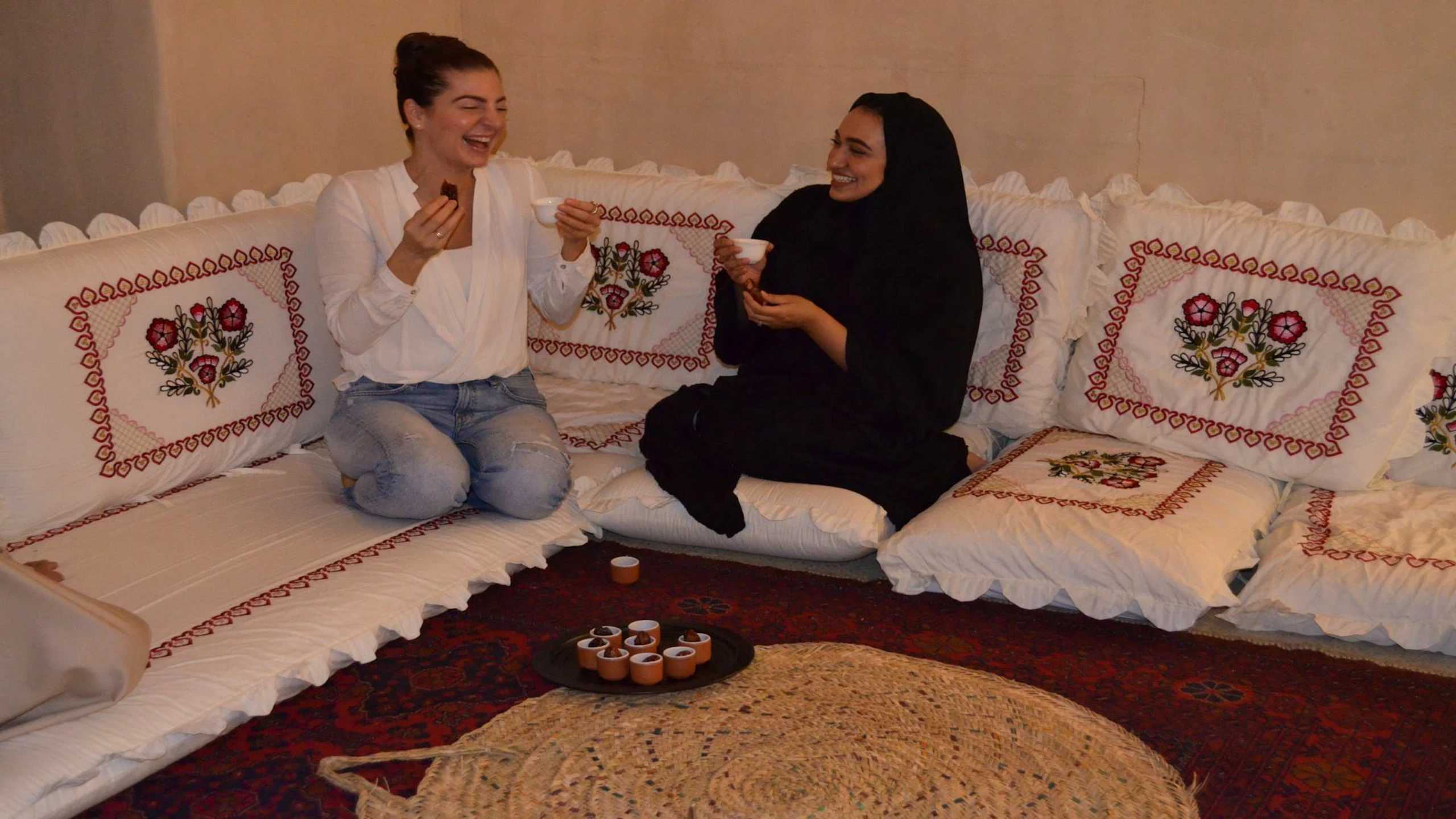 Meet The Locals - Etiquette of Arabic Coffee
