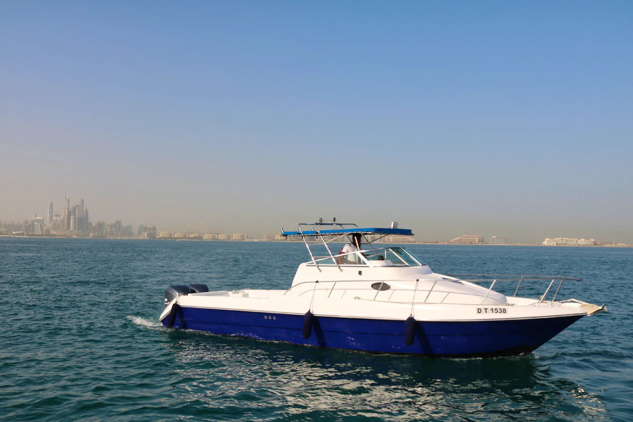 Dubai Private Yacht: 32 Feet Discount