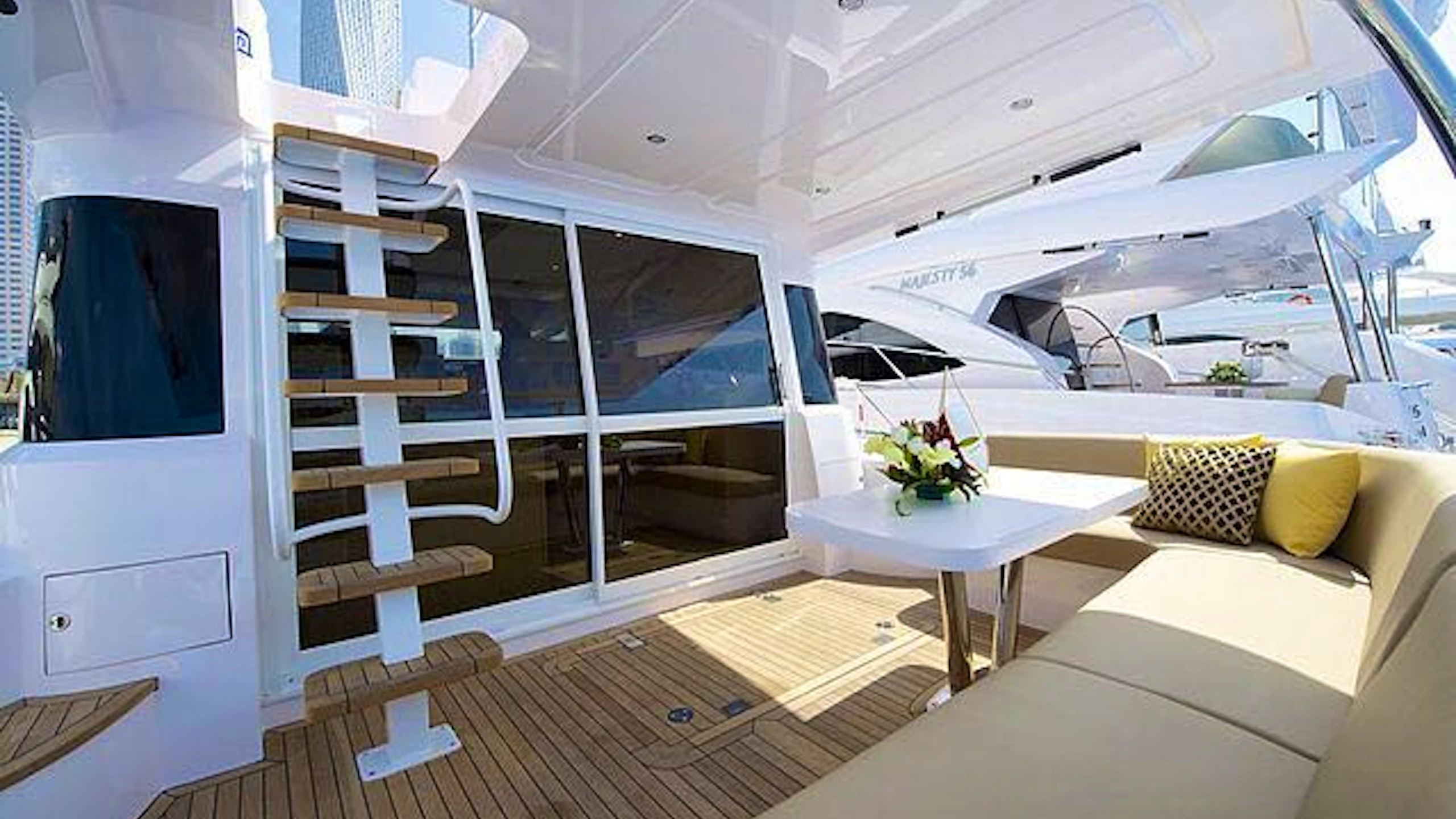 Dubai Private Yacht: 48 Feet Thrillark