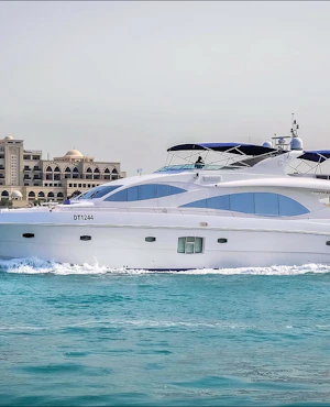 Dubai Private Yacht: 82 Feet (Up to 50 Pax)