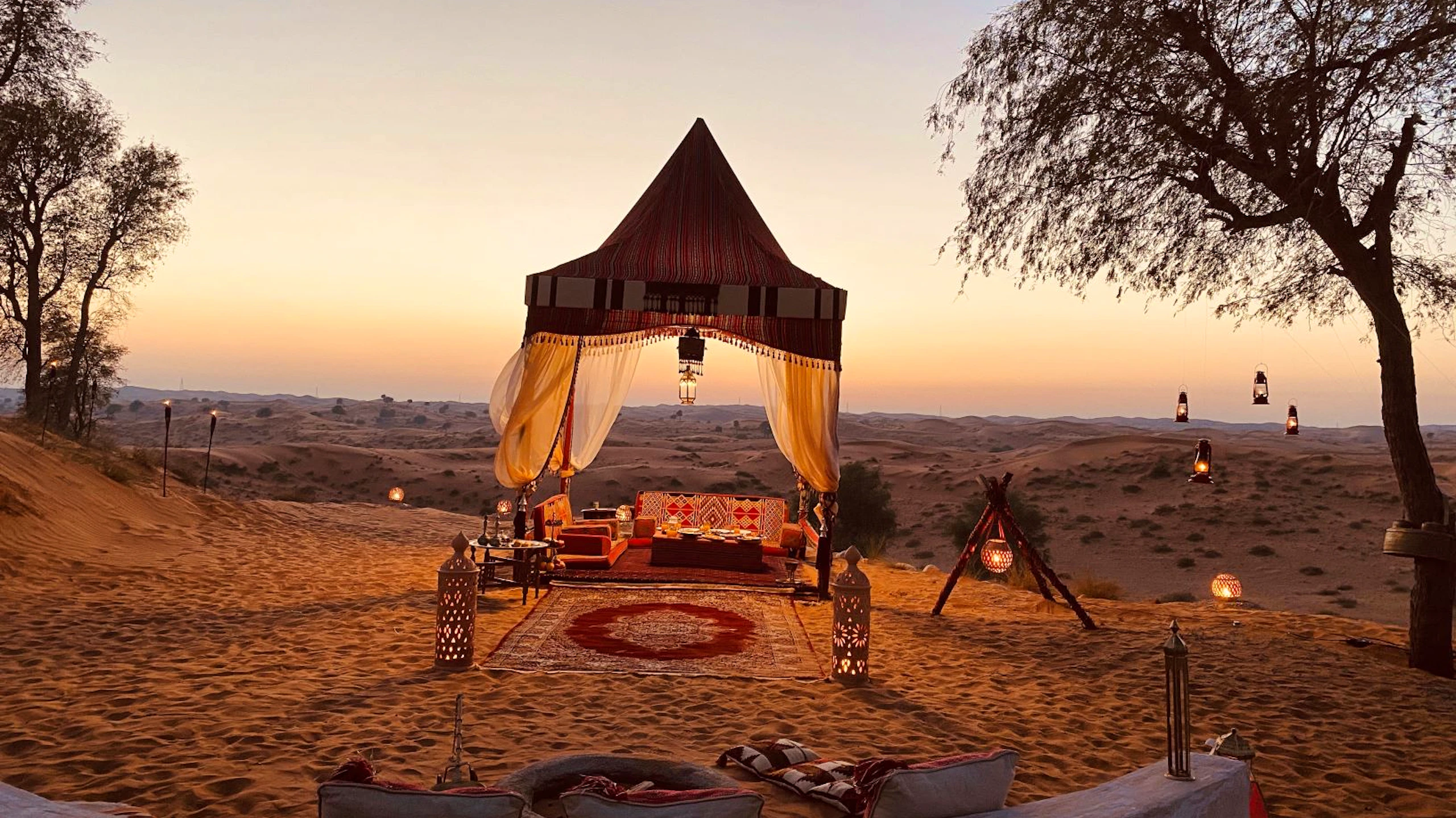 Romantic Dune Dinner Abu Dhabi Price