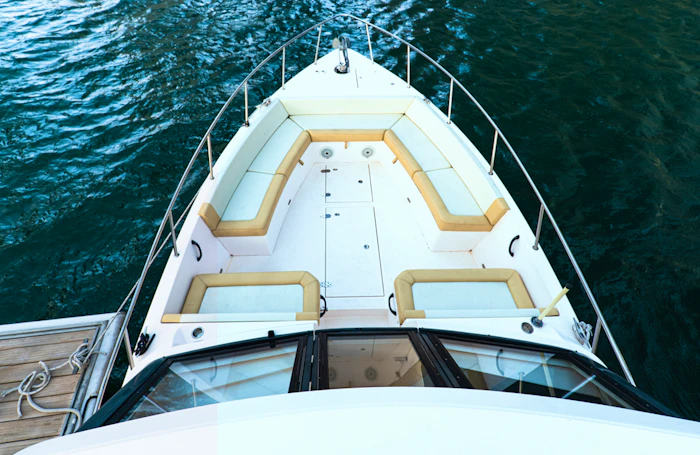 Dubai Marina Boat Ride - Thunder Boat Discount