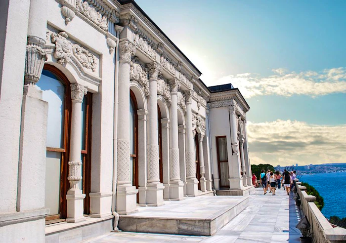 Topkapi Palace Tickets with Highlights Tour & Audio Guide