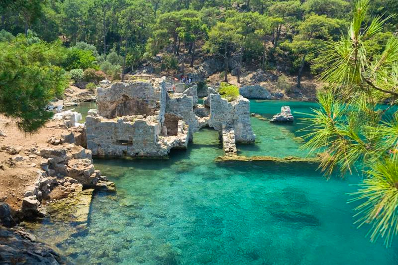 Phaselis Pirate Boat Tour with Lunch from Antalya/Kemer Ticket