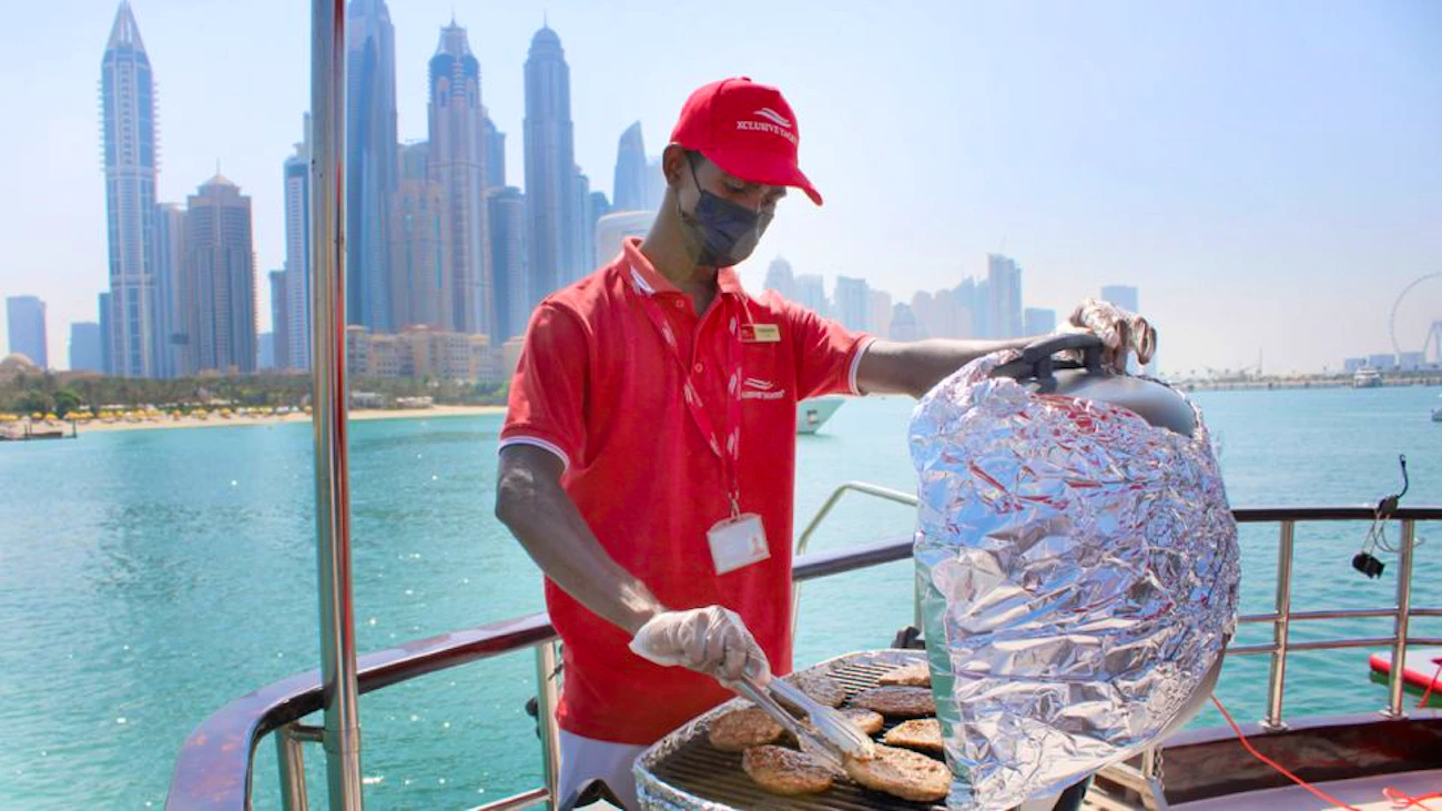Dubai Marina Sailing Tour with BBQ and Swimming Experience Ticket