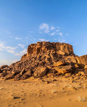 Full-Day Ancient Mysteries of Central Arabia Tour with Lunch
